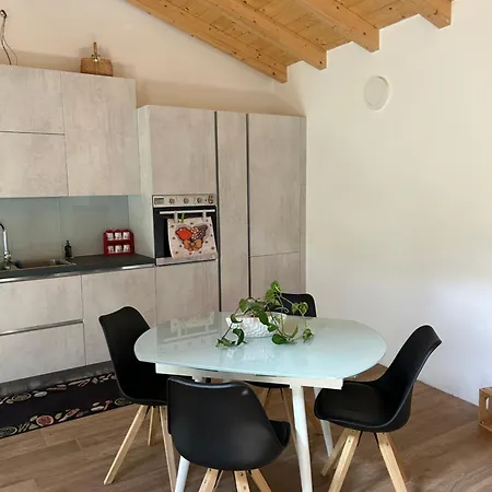 Holiday home Casa Nonna Maria Crealla